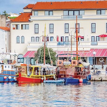 3 Bedroom Stunning Apartment In Krk Krk Town Esterno foto